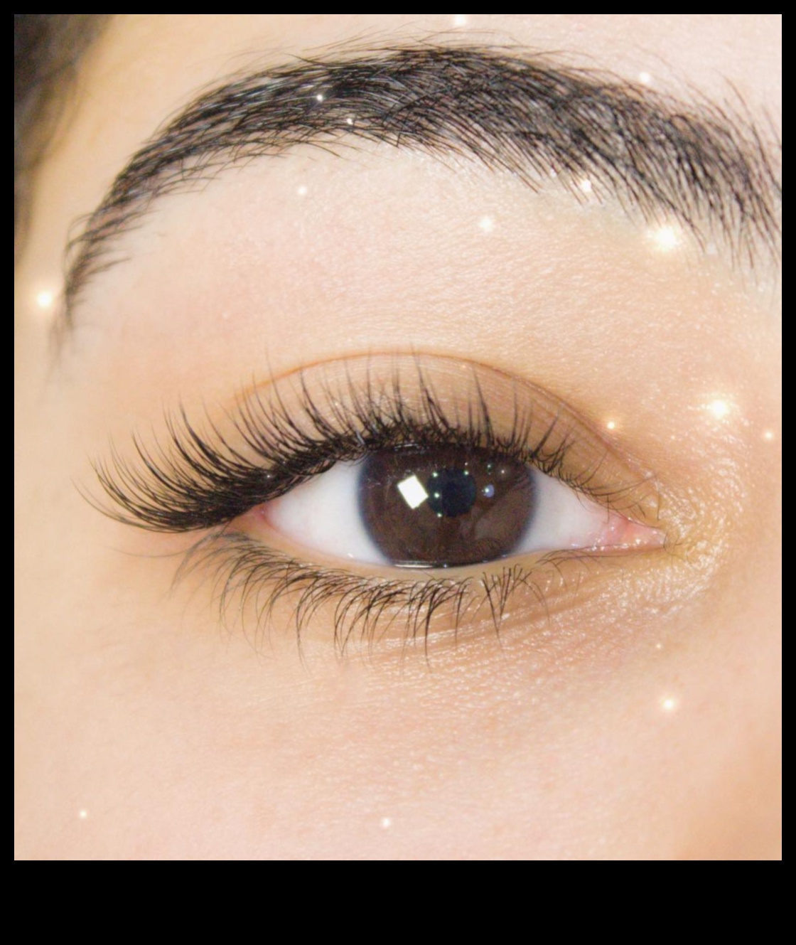 Skropstu tuša un fotogrāfija: padomi, kā iemūžināt skropstas satriecošā detaļā