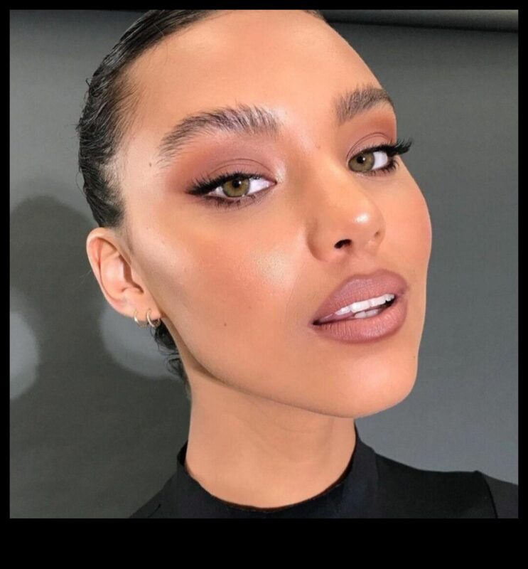 No smalka līdz pārsteidzošam: izpētiet tekstūras vakara grima stilā